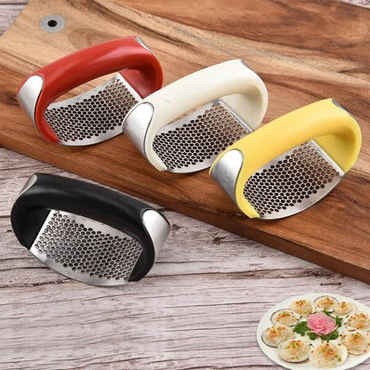 Premium Stainless Steel Garlic Press – Effortless Crushing and Mincing