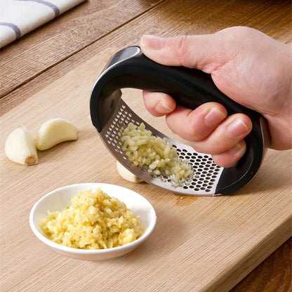 Premium Stainless Steel Garlic Press – Effortless Crushing and Mincing